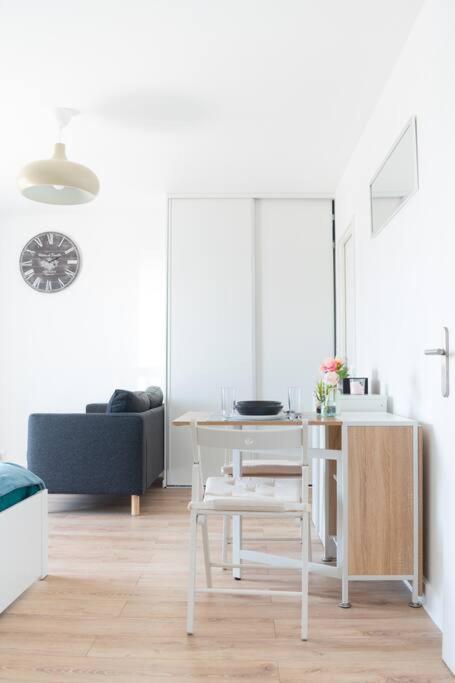 Le Citadin-T1-28M2-Pte Paris M7 Leilighet Le Kremlin-Bicêtre Eksteriør bilde
