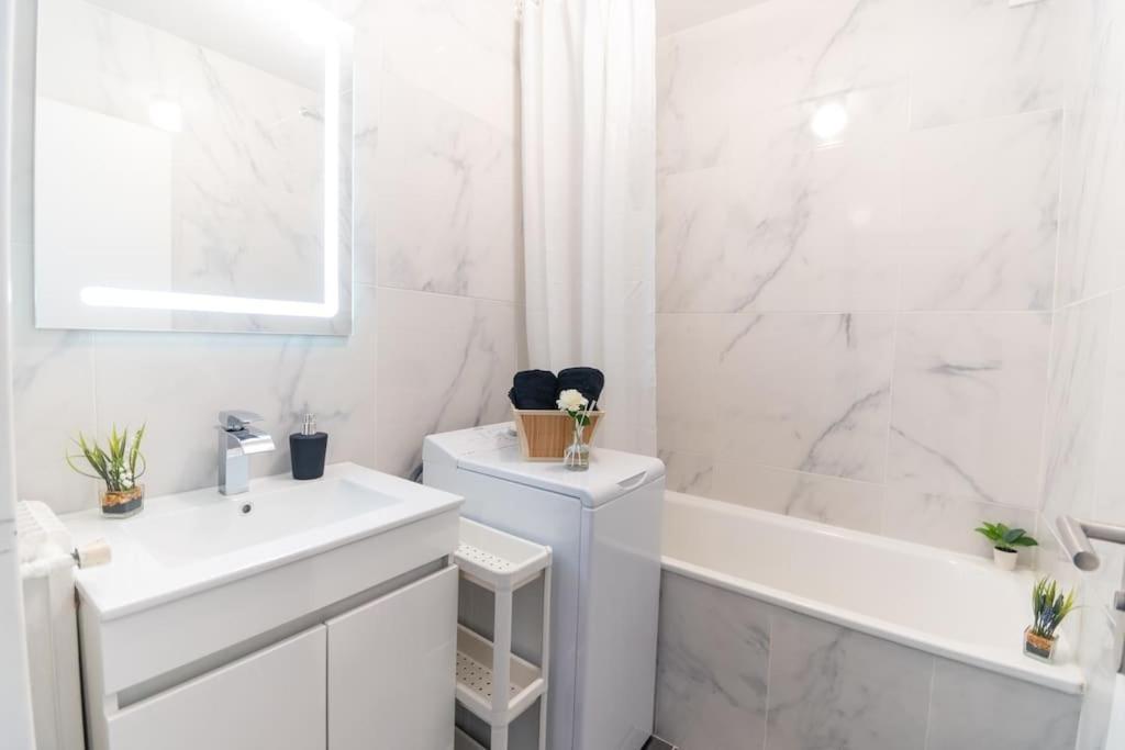 Le Citadin-T1-28M2-Pte Paris M7 Leilighet Le Kremlin-Bicêtre Eksteriør bilde